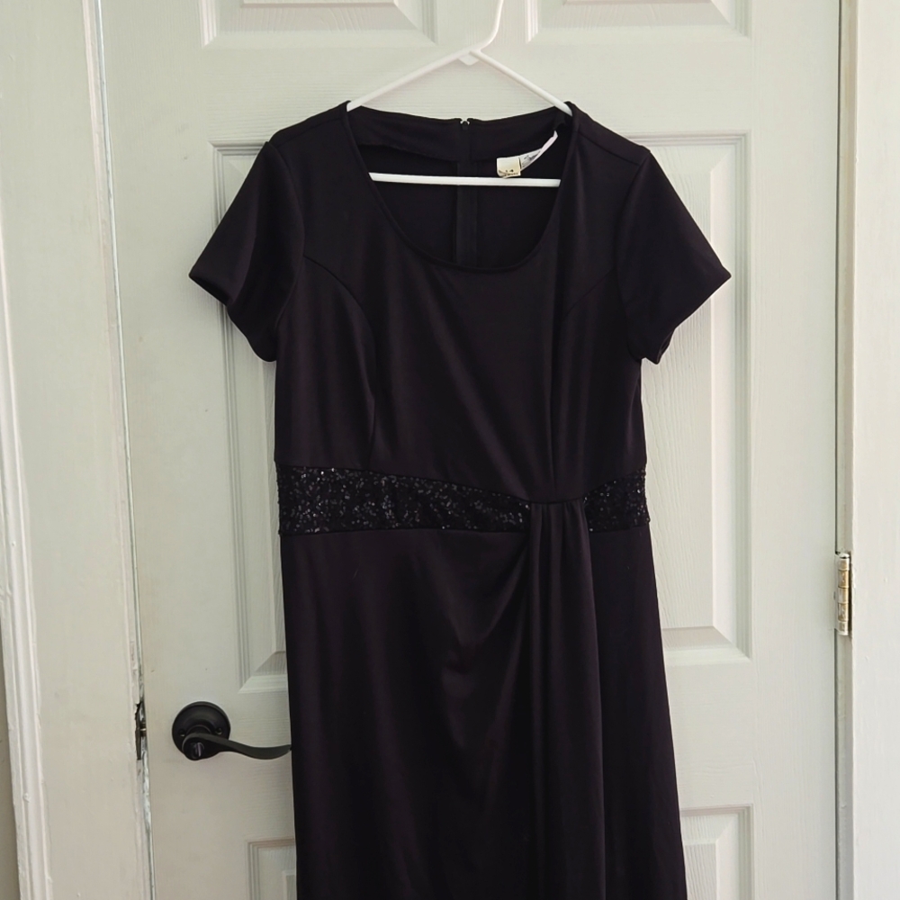 Southeastern Black formal dress Performance Apparel